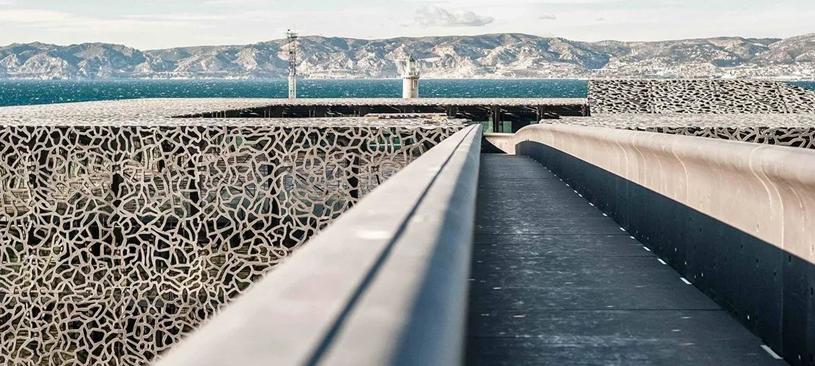 �������ܻ�����